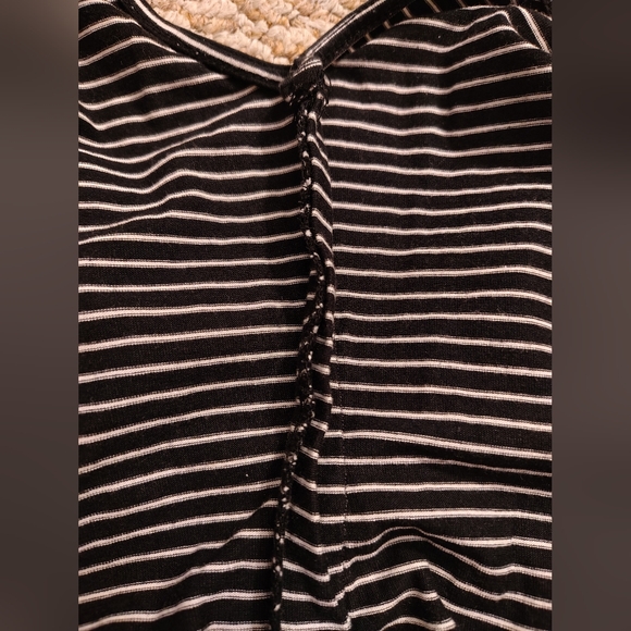 😊5 For $20 Stripped Dress - Picture 5 of 7